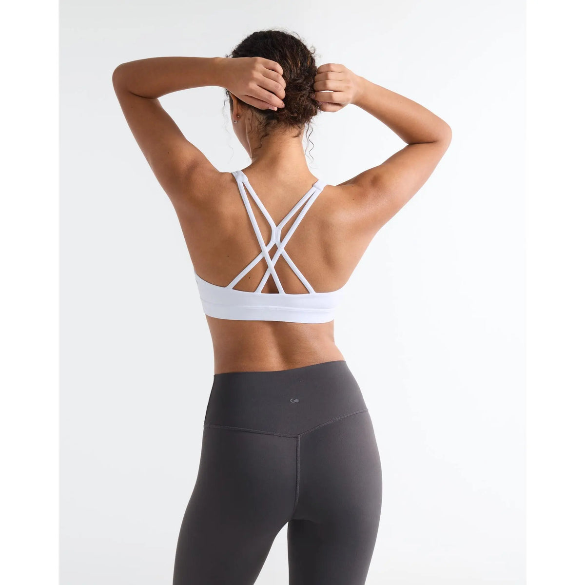 SOLBRACE U Neck Cross Back Sports Bra, Removable Padded Soft High Stretch Lightweight Breathable Strappy Workout Tank Top for Yoga Daily